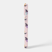 Gemütlicher Halloween Charm iPhone 15 Hülle (Linke Seite)