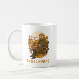 Gemütlicher Moment der Hunde-Mama mit ihrem Beglei Kaffeetasse
