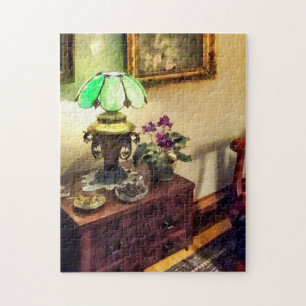 Gemütlicher Salon mit Blume Petal Lamp Puzzle