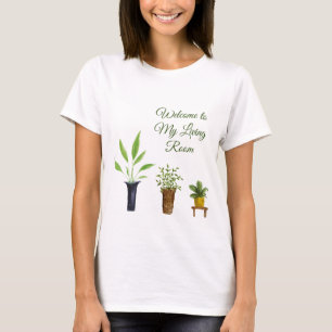 Gemütlicher T - Shirt im Wohnzimmer