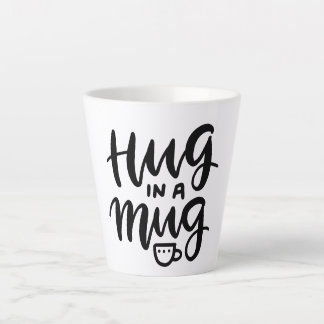 Gemütlicher und herzlicher Kaffeebecher Milchtasse