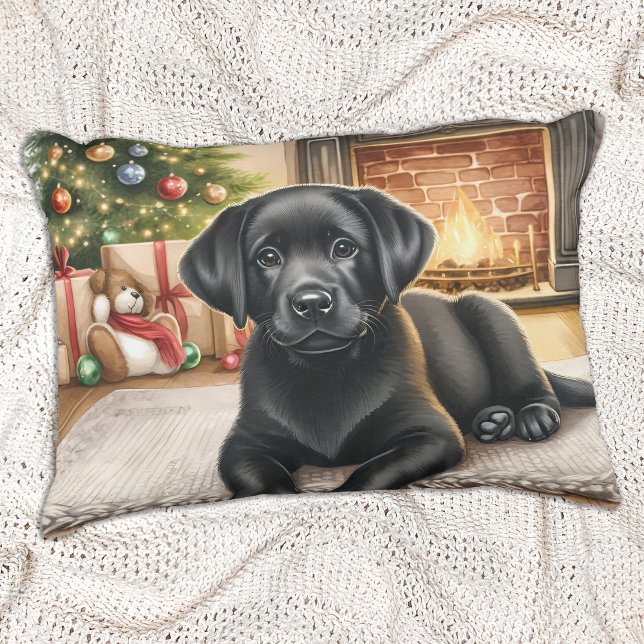 Gemütlicher Welpe Labrador Retriever Weihnachtshun Dekokissen (Von Creator hochgeladen)