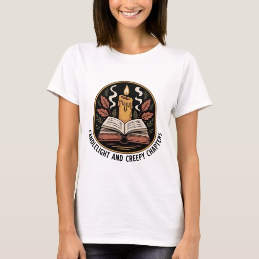 Gemütliches Creme Vintag Candlelight Book Abzeiche T-Shirt (Vorderseite)