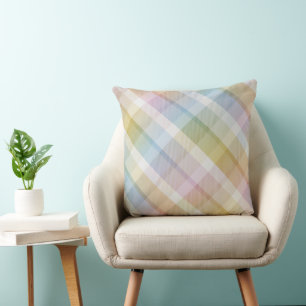 Gemütliches, farbenfrohes Tartan-Karomuster, rosa Kissen