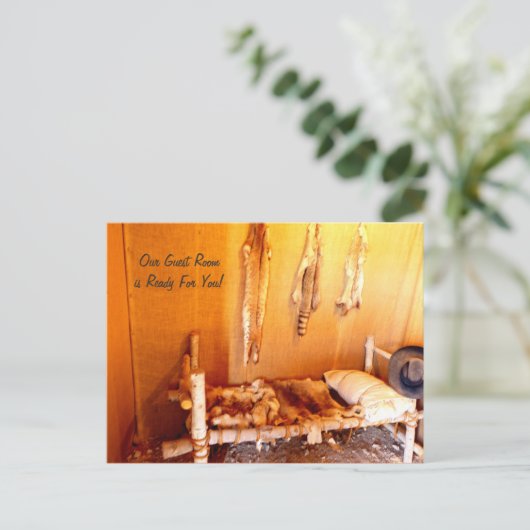 Gemütliches Gästezimmer - Ankündigung (Stehend Vorderseite)