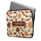 Gemütliches Gewürzmuster - Individuelle Name Laptopschutzhülle (Vorderseite Links)