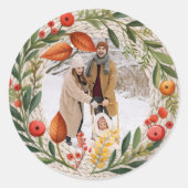 Gemütliches Holiday Wreath Foto Frame Runder Aufkleber (Vorderseite)