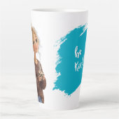 Gemütliches Mädchen im Kaffeebohnenpullover Latte  Milchtasse (Vorderseite)