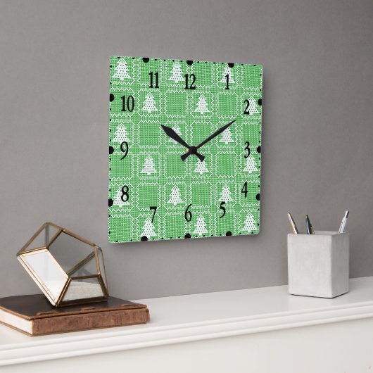 Gemütliches Weihnachtsbaum hässlich Pullover Schac Quadratische Wanduhr (Büro)