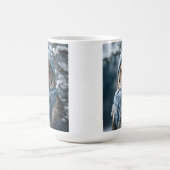Gemütliches Whimsisches Winter Wonderland Owl Kaffeetasse (Mittel)