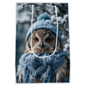 Gemütliches Whimsisches Winter Wonderland Owl Mittlere Geschenktüte (Rückseite)