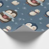 Gemütliches Wintermaskottchen-Muster Plüschpinguin Geschenkpapier (Ecke)