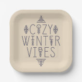 Gemütliches Wintervibes Design Pappteller (Vorderseite)