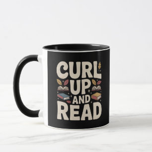 Gemütliches Zusammenrollen und Lesen Vintage Tasse