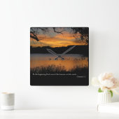 Gen 1:1 Am Anfang schuf Gott Quadratische Wanduhr (Zuhause)