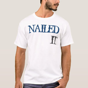 Genagelt ihm T-Shirt