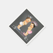 Gender-Halbpension: Brünette Prinzessin Serviette (Ecke)