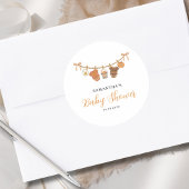 Gender Neutral Clothesline Halloween Baby Shower  Runder Aufkleber
