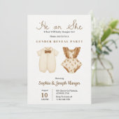 Gender reveal party invitation with pastel outfits einladung (Stehend Vorderseite)