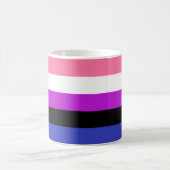 Genderfluid-Strichflagge Kaffeetasse (Mittel)