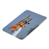 Gene Soucy darstellende Aerobatics in Grumman Magnet (Linke Seite)