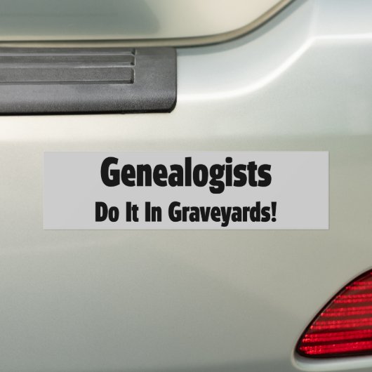 Genealoge tun es auf Graveyards Autoaufkleber (Auf Auto)