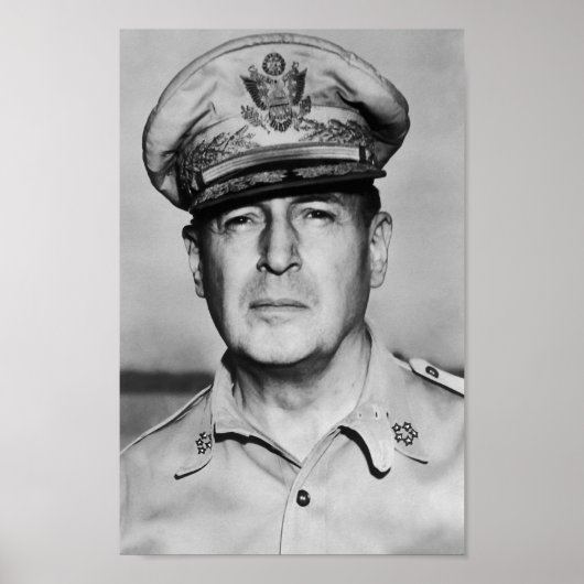 General Douglas MacArthur Portrait Poster (Vorne)