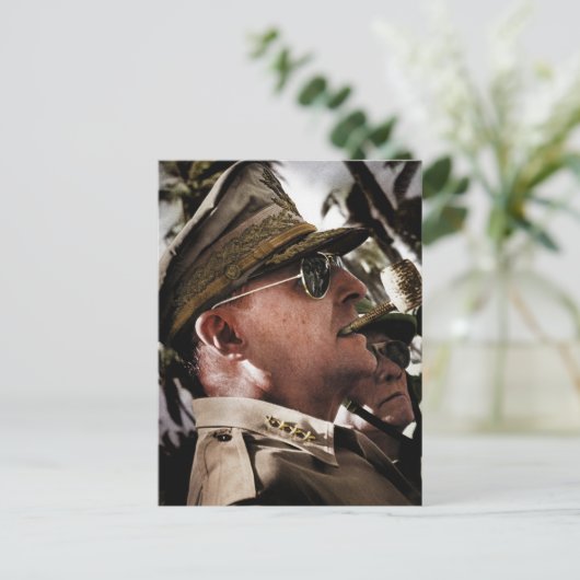 General Douglas MacArthur Postkarte (Stehend Vorderseite)