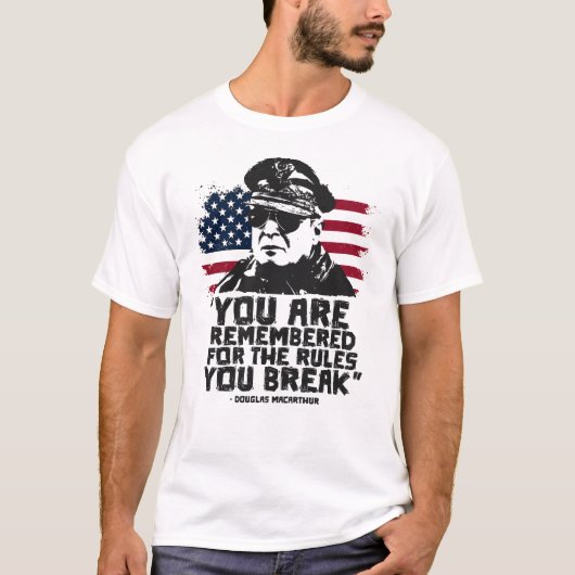 General Douglas MacArthur | WW2 Quote T-Shirt (Vorderseite)