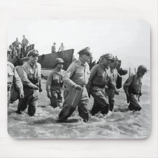 General MacArthur Returns Mousepad (Vorne)