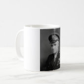 General Omar Bradley -- WWII Kaffeetasse (Vorderseite Links)