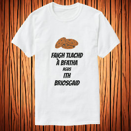 Genießen Sie das Leben und essen Sie einen Keks in T-Shirt