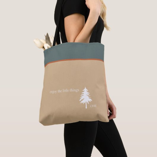 Genießen Sie die kleinen Dinge Monogram Tree Green Tasche (Von Nahem)