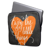 Genießen Sie die Kleinigkeiten Laptopschutzhülle (Vorderseite Links)