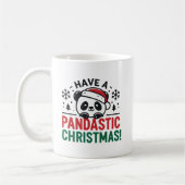 Genießen Sie einen pandastischen Weihnachten Panda Kaffeetasse (Links)