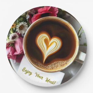 Genießen Sie Ihr Essen! Tasse heißen Kaffees mit H Pappteller