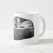 Gentle Nickerchen Jumbo-Tasse (Vorderseite Rechts)