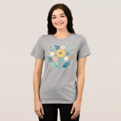 Gentle Pastel Floral Bloom - Boho Botanical Tri-Blend Shirt (Vorderseite voll)