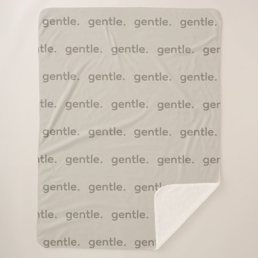 Gentle Repeated Word Pattern Cozy, Calm & Soft Sherpadecke (Vorderseite)