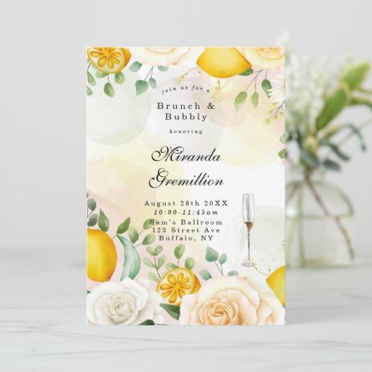 Gentle Yellow Roses Lemons Brunch und Bubbly Einladung (Stehend Vorderseite)