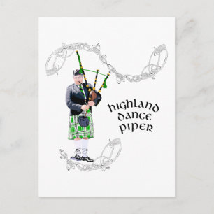 Gentleman Bagpiper in Green Kilt Postkarte