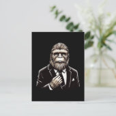 Gentleman Sasquatch - Funny Bigfoot Postkarte (Stehend Vorderseite)