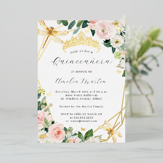 Geo Blush Floral Dragonfly Quinceanera Gold Folieneinladung (Stehend vorne)