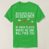 Geocaching Gps Cache Geocacher koordiniert Geocach T-Shirt (Design vorne)