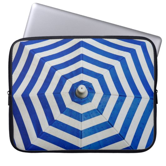 Geöffnet gestreifter Regenschirm Laptopschutzhülle (Vorderseite)