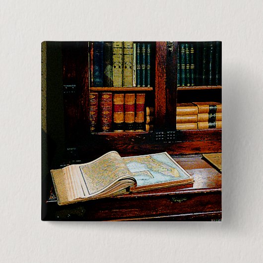 Geografie-Buch Button (Vorderseite)