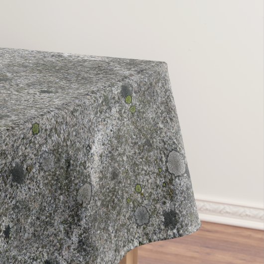 Geologie-Granit-Felsen mit grünem Moos Tischdecke (Beispiel)