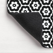 Geometric 280514 (03) - Black on White Mousepad (Ecke)