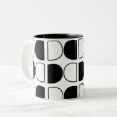 Geometric Black and White Half Circle Zweifarbige Tasse (Vorderseite Links)