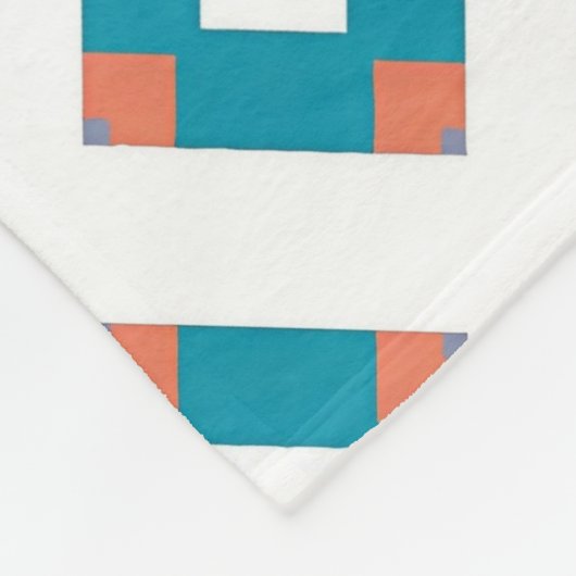 Geometric Charm Fleece Blanket (Ecke)